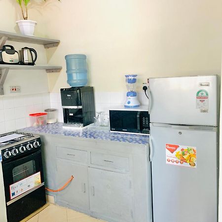 Jambo Diani 1-Bedroom Apartment Close To The Beach เดียนีบีช ภายนอก รูปภาพ