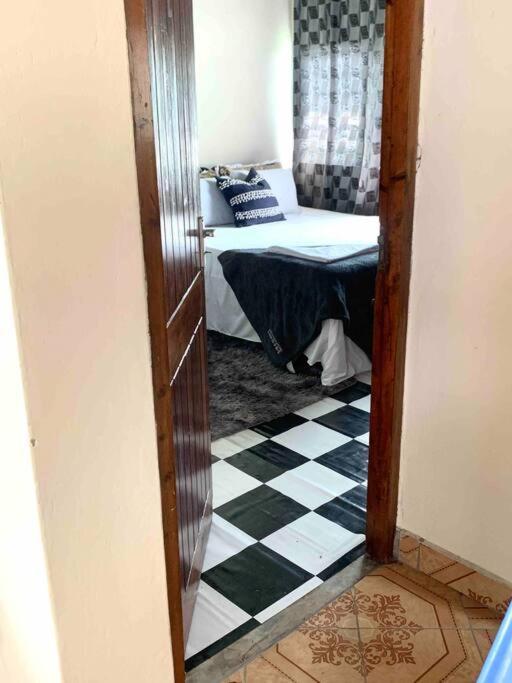 Jambo Diani 1-Bedroom Apartment Close To The Beach เดียนีบีช ภายนอก รูปภาพ