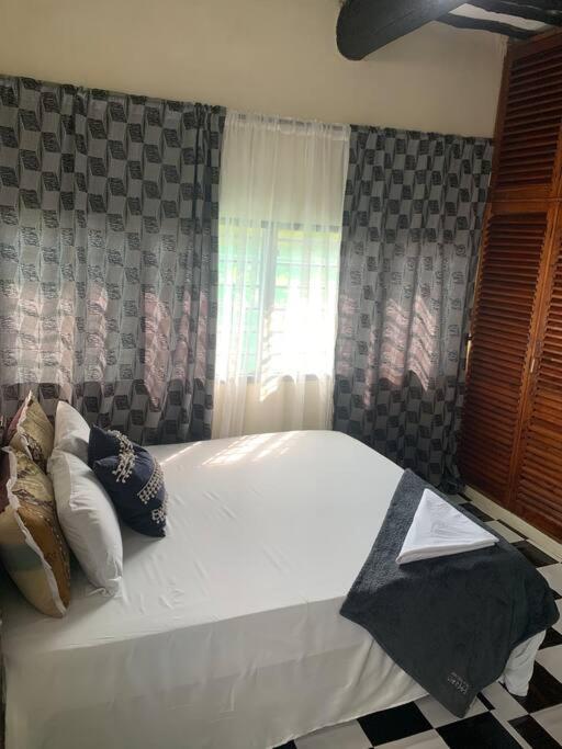 Jambo Diani 1-Bedroom Apartment Close To The Beach เดียนีบีช ภายนอก รูปภาพ