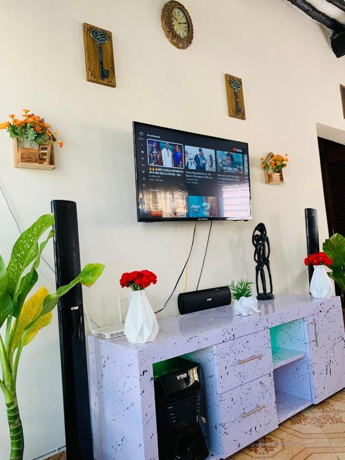Jambo Diani 1-Bedroom Apartment Close To The Beach เดียนีบีช ภายนอก รูปภาพ